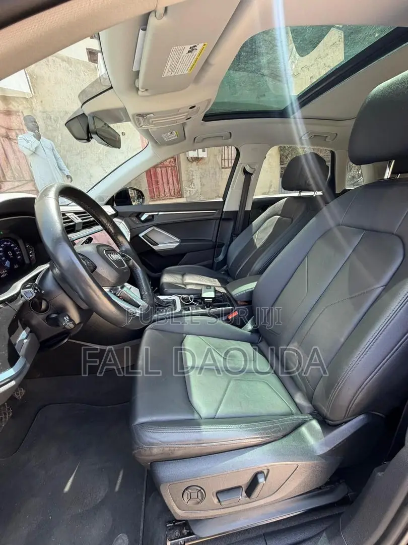 Audi Q3 2021 Noir