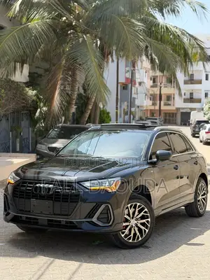 Audi Q3 2021 Noir