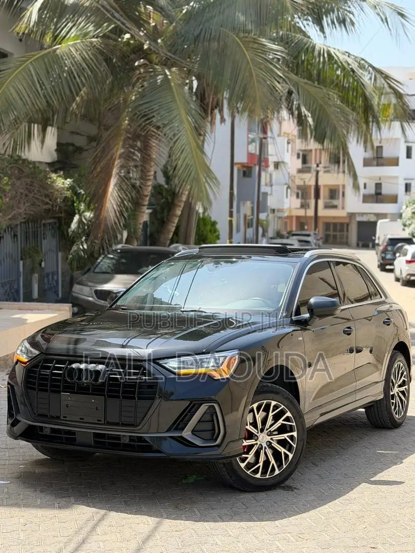 Audi Q3 2021 Noir