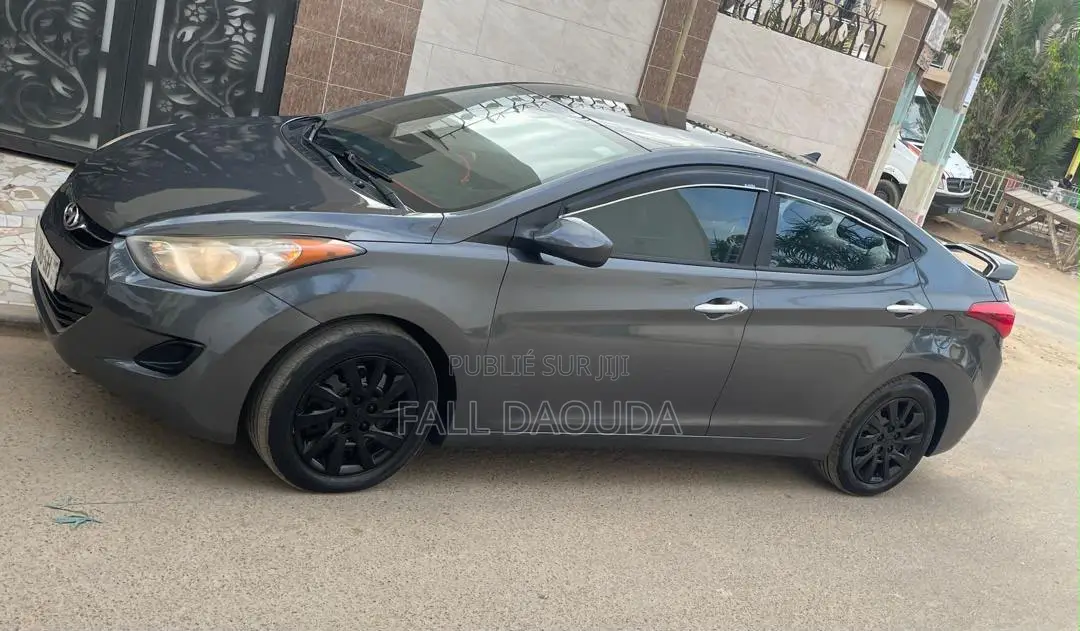 Hyundai Elantra 2013 Gris