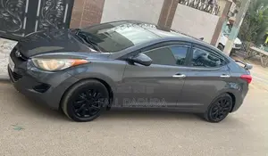 Hyundai Elantra 2013 Gris