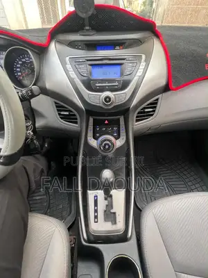 Hyundai Elantra 2013 Gris