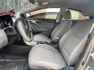 Hyundai Elantra 2013 Gris