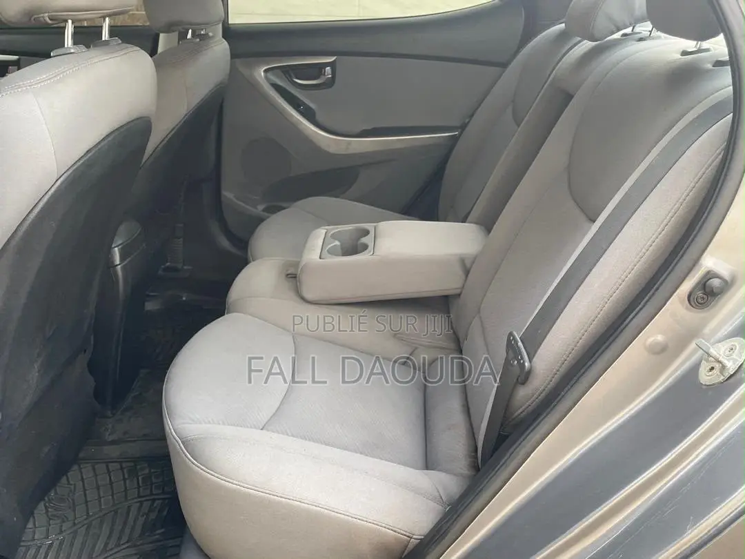 Hyundai Elantra 2013 Gris