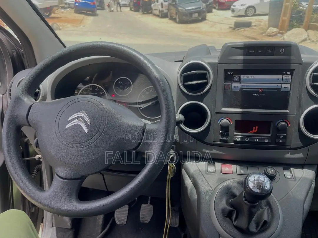 Citroen Berlingo 2017 Gris