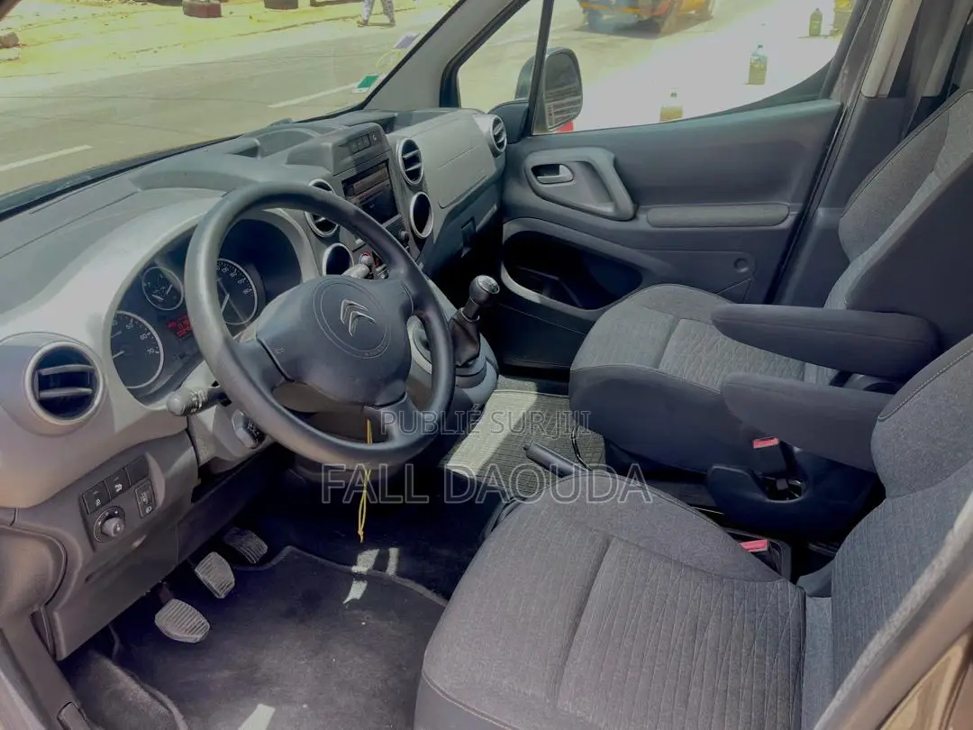Citroen Berlingo 2017 Gris
