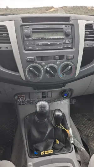Toyota Hilux 2008 Gris