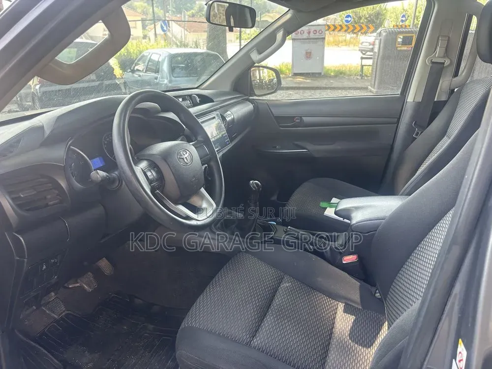 Toyota Hilux 2018 Gris