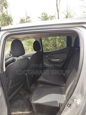 Mitsubishi L200 2017 Gris