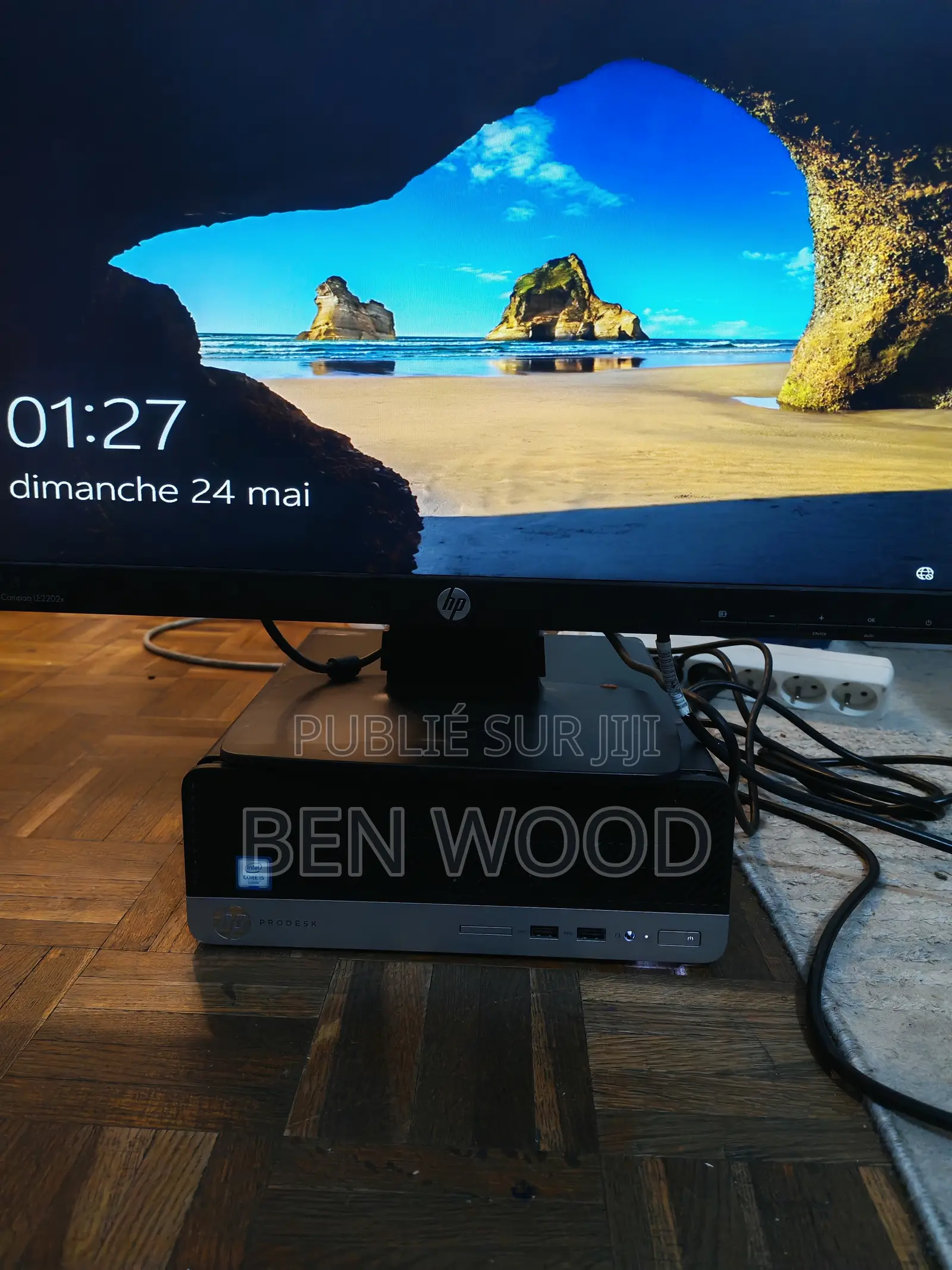 Ordinateur de bureau HP ProDesk 400 8GB Intel Core i5 SSHD+SSD 500GB
