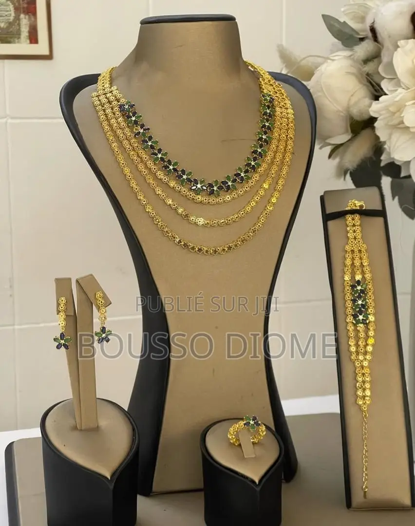 Bijoux De Qualité De Tout Les Jours Et Pour Cérémonie