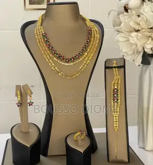 Bijoux De Qualité De Tout Les Jours Et Pour Cérémonie
