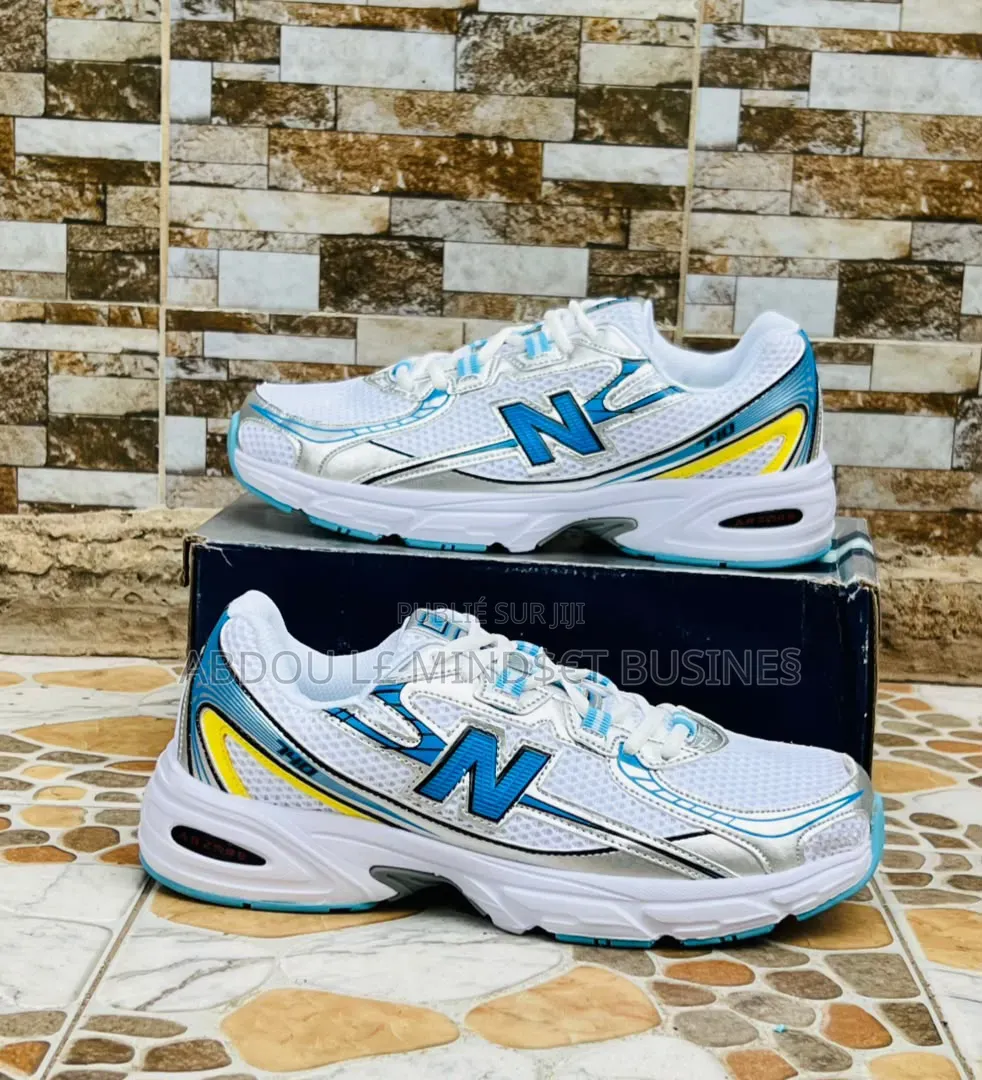 New Balance 740 Multicolore Disponible