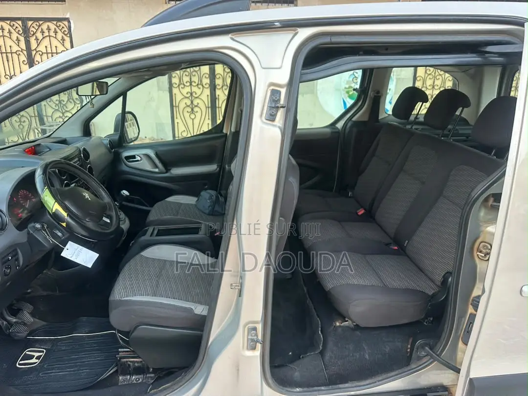 Peugeot Partenaire 2012 Marron