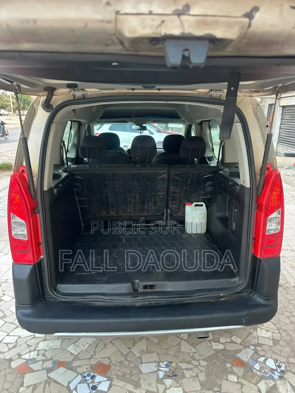 Peugeot Partenaire 2012 Marron