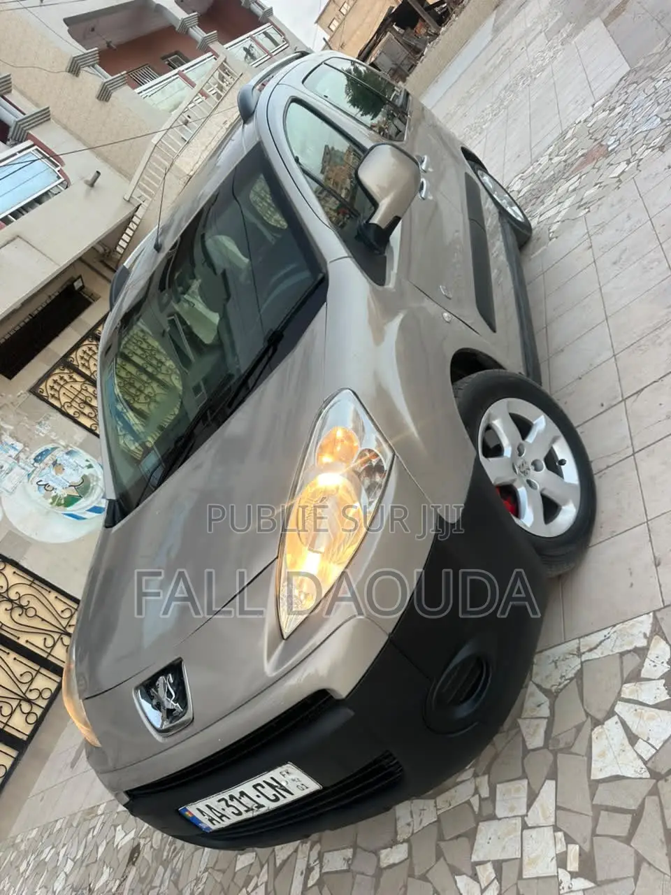Peugeot Partenaire 2012 Marron