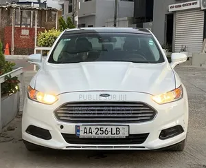 Ford Fusion 2015 Blanc