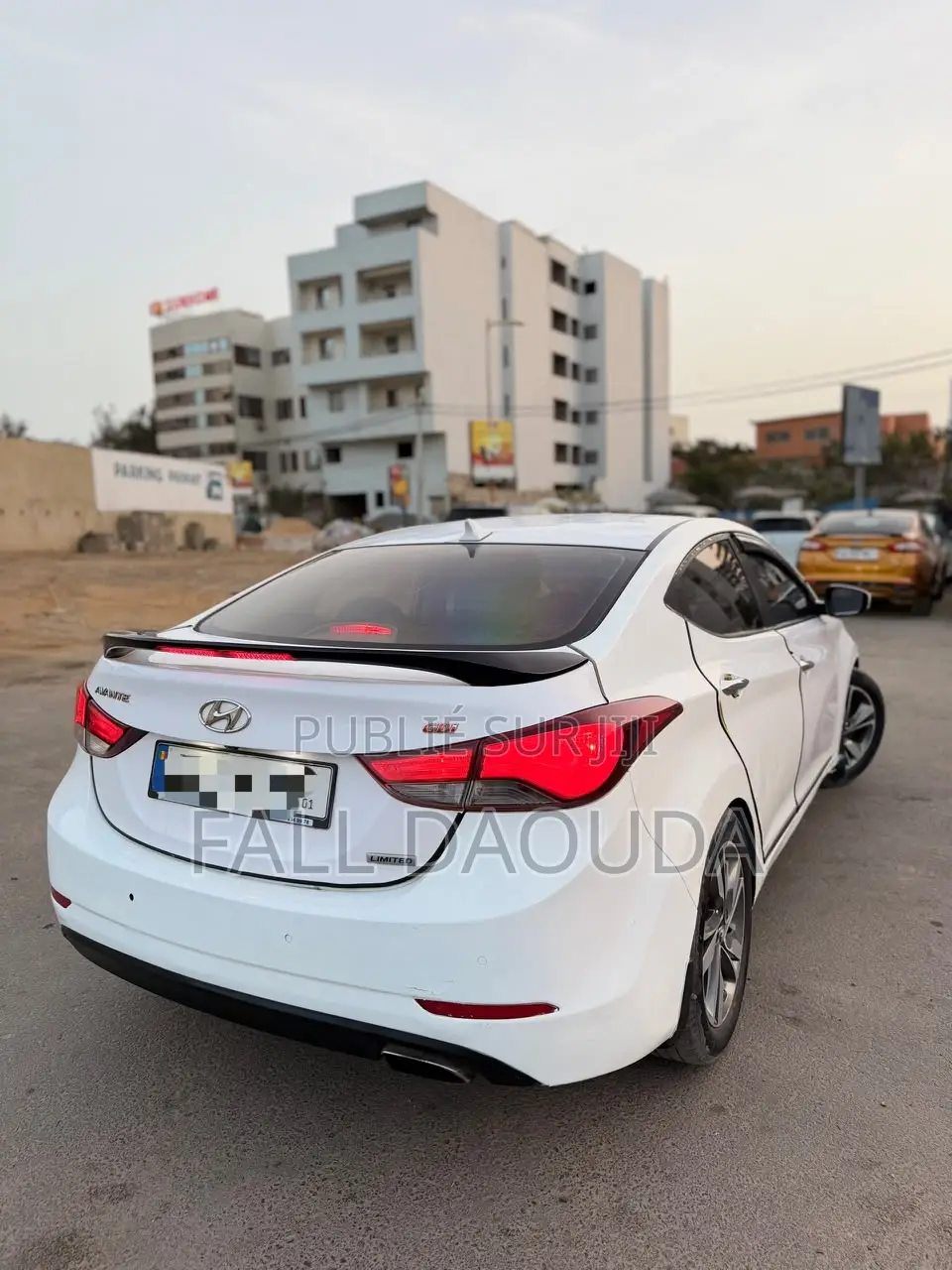 Hyundai Avante 2012 Blanc