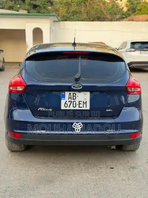 Ford Focus 2017 Bleu