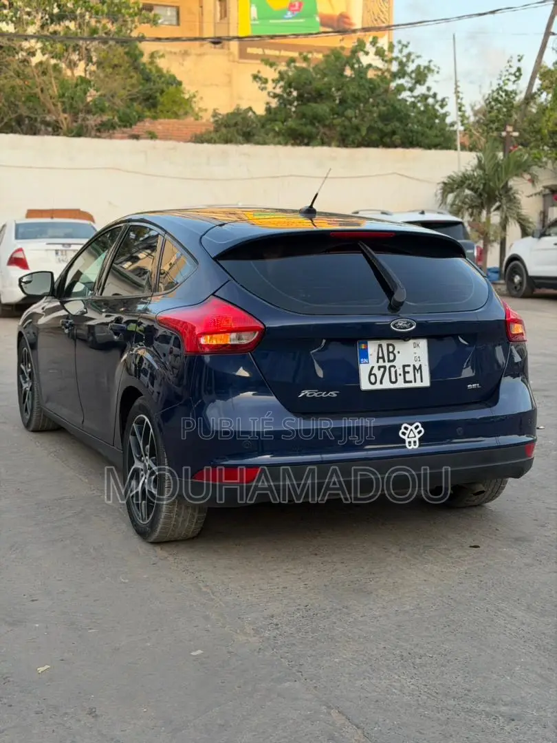 Ford Focus 2017 Bleu