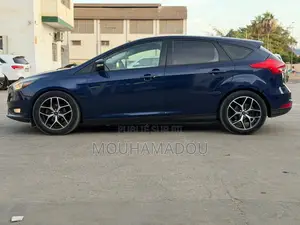 Ford Focus 2017 Bleu