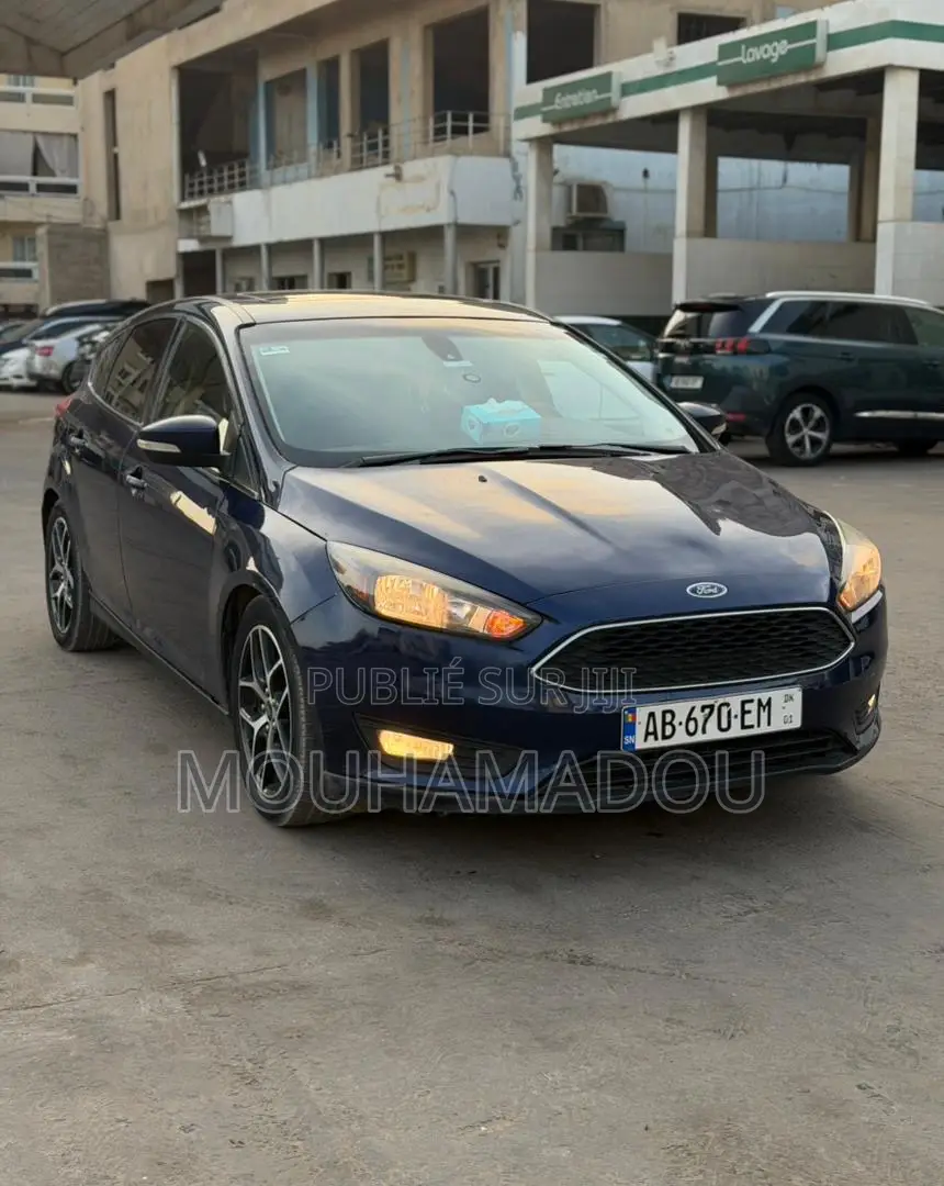 Ford Focus 2017 Bleu