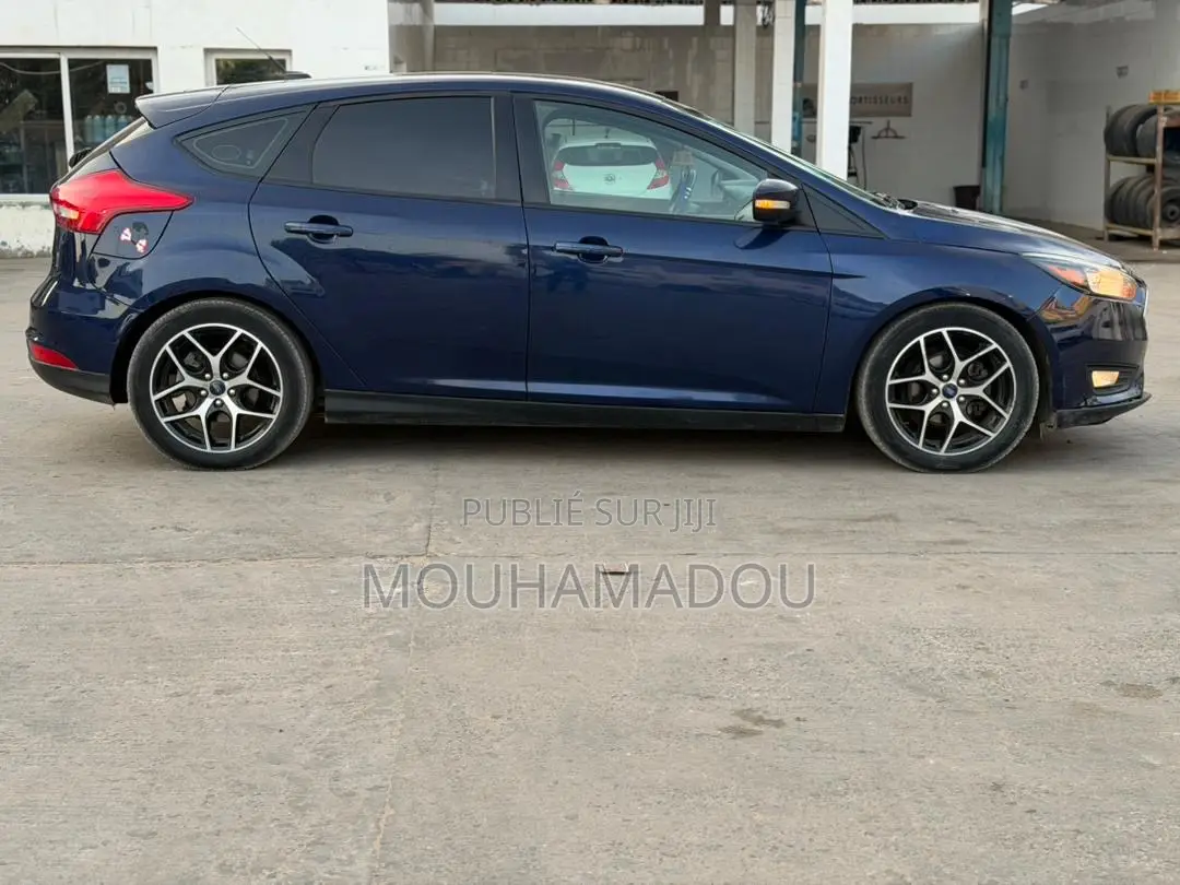 Ford Focus 2017 Bleu
