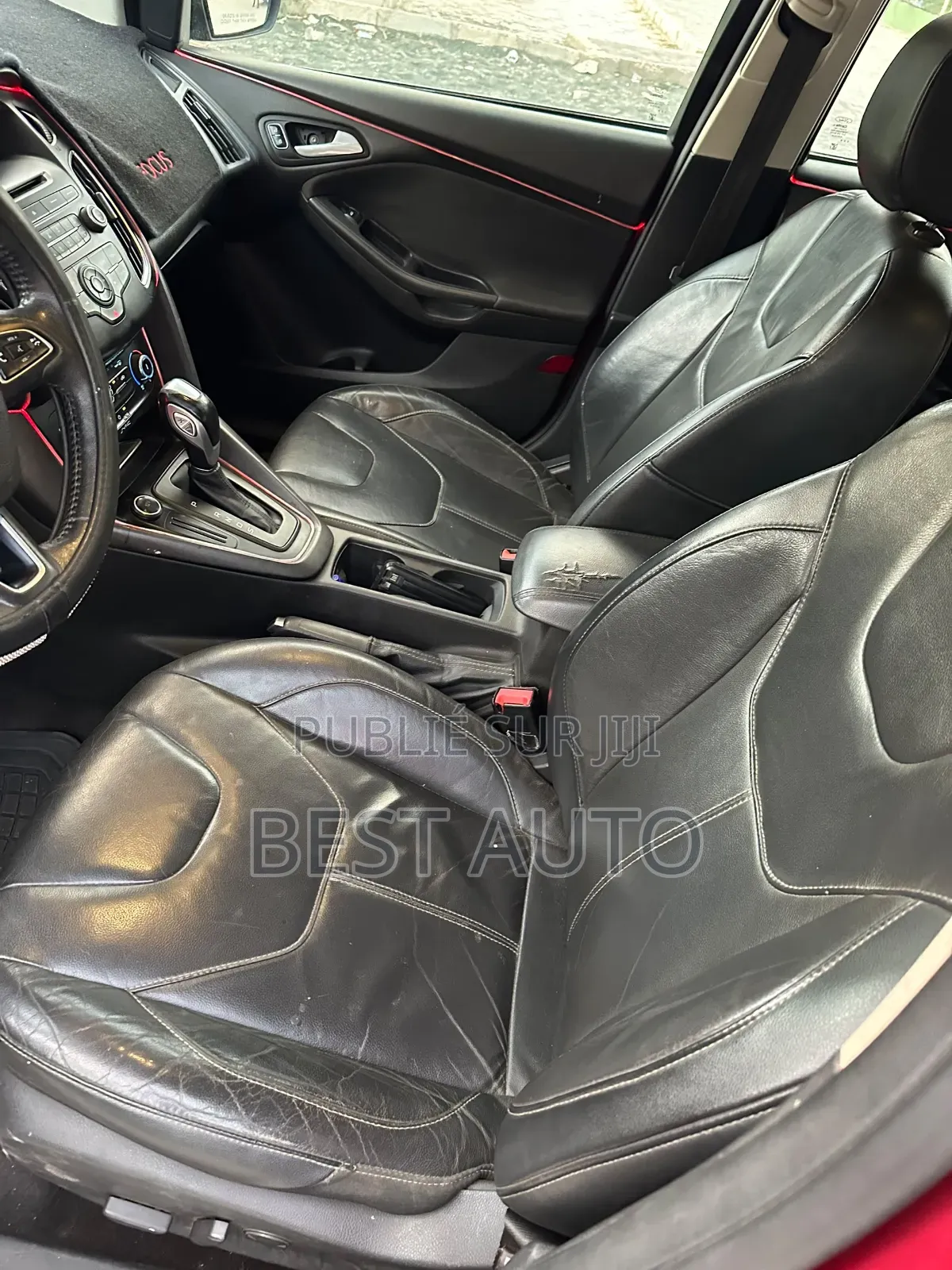 Ford Focus 2015 Rouge