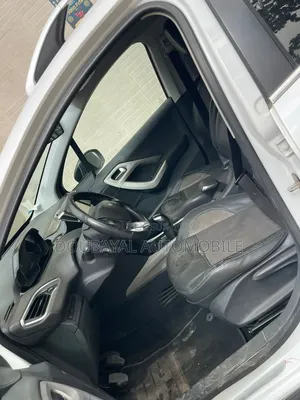 Peugeot 2008 2016 Blanc