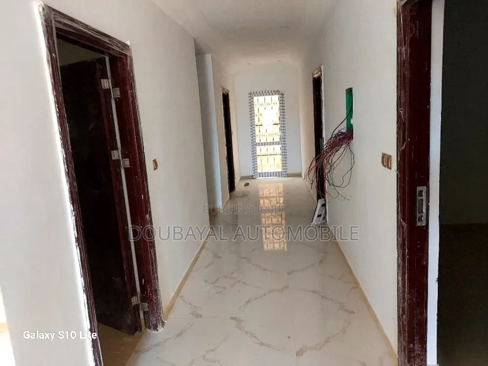4chbre Villa dans Mbeur Saly, Thiès Sud à Vendre