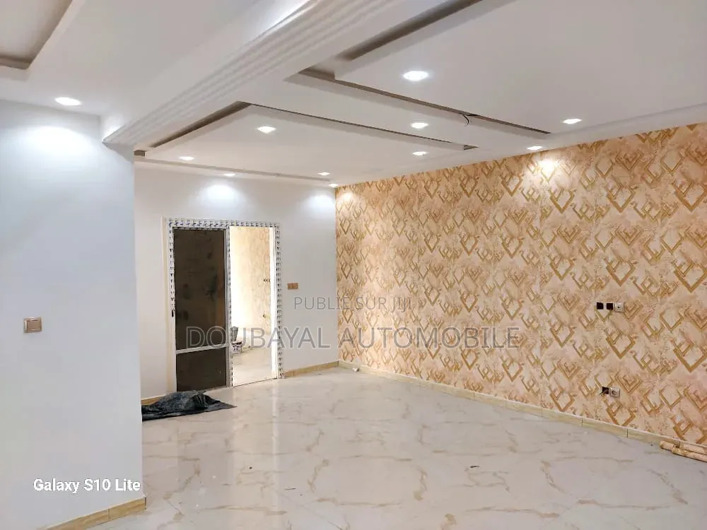 4chbre Villa dans Mbeur Saly, Thiès Sud à Vendre
