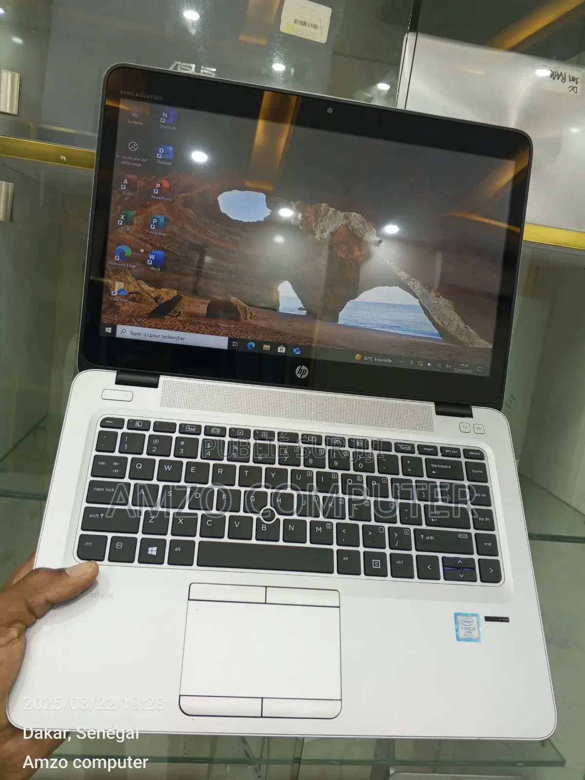 Ordinateur portable HP EliteBook 840 G3 8GB Intel Core i5 HDD+SSD 640GB