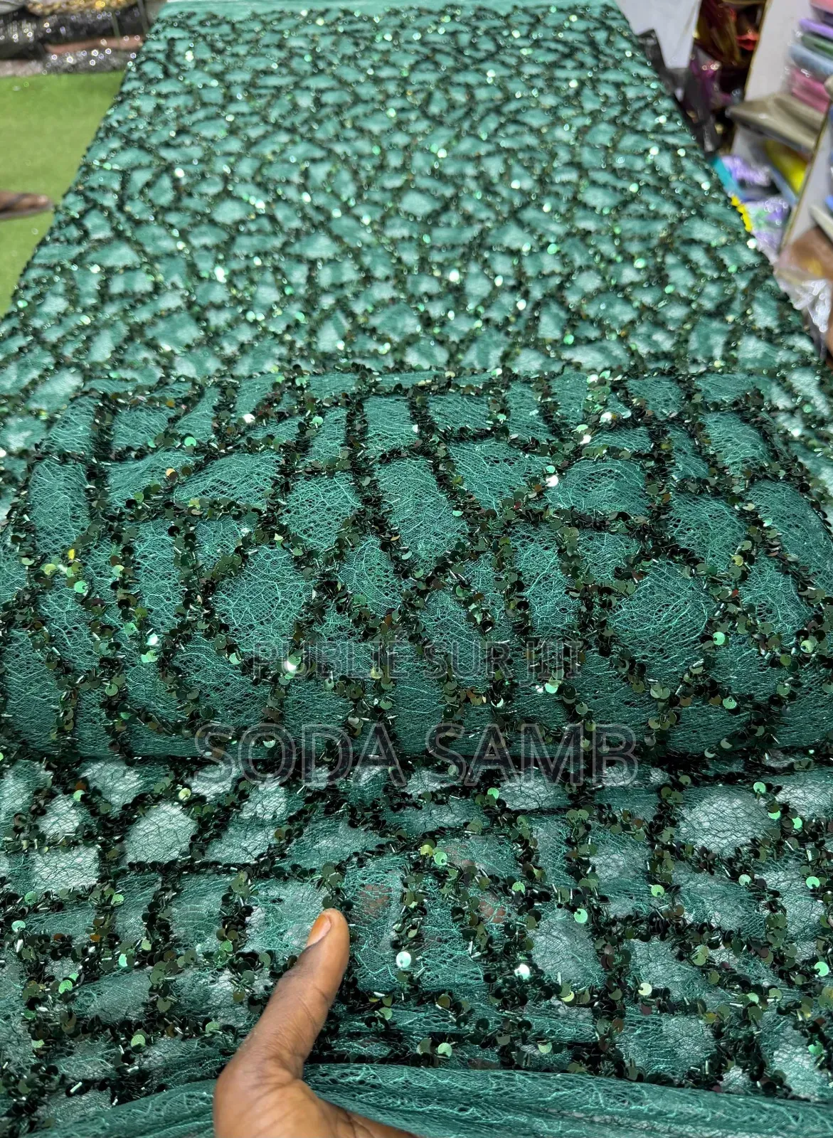 Dentelle Bb Bineta Disponible 5000/Yard