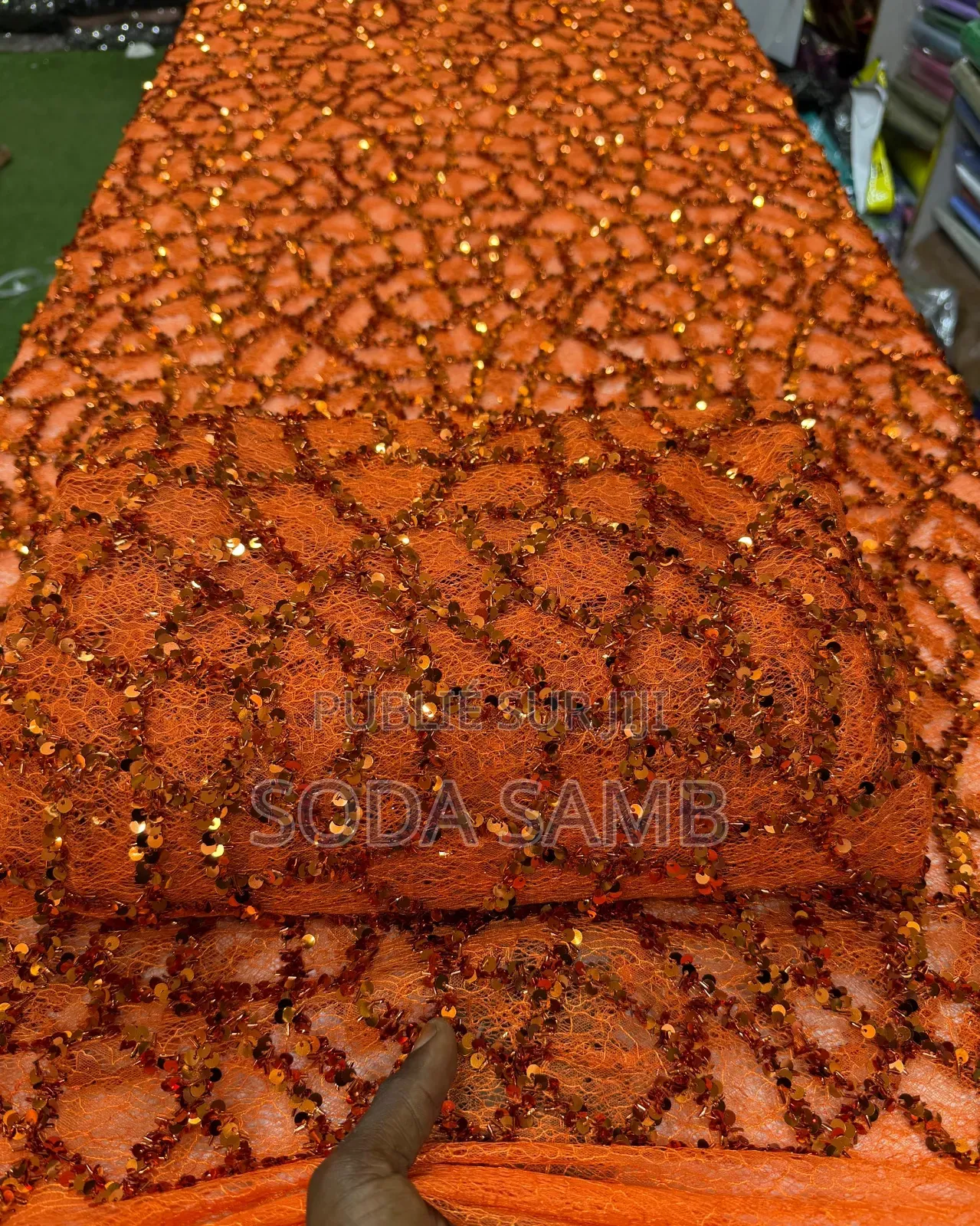 Dentelle Bb Bineta Disponible 5000/Yard