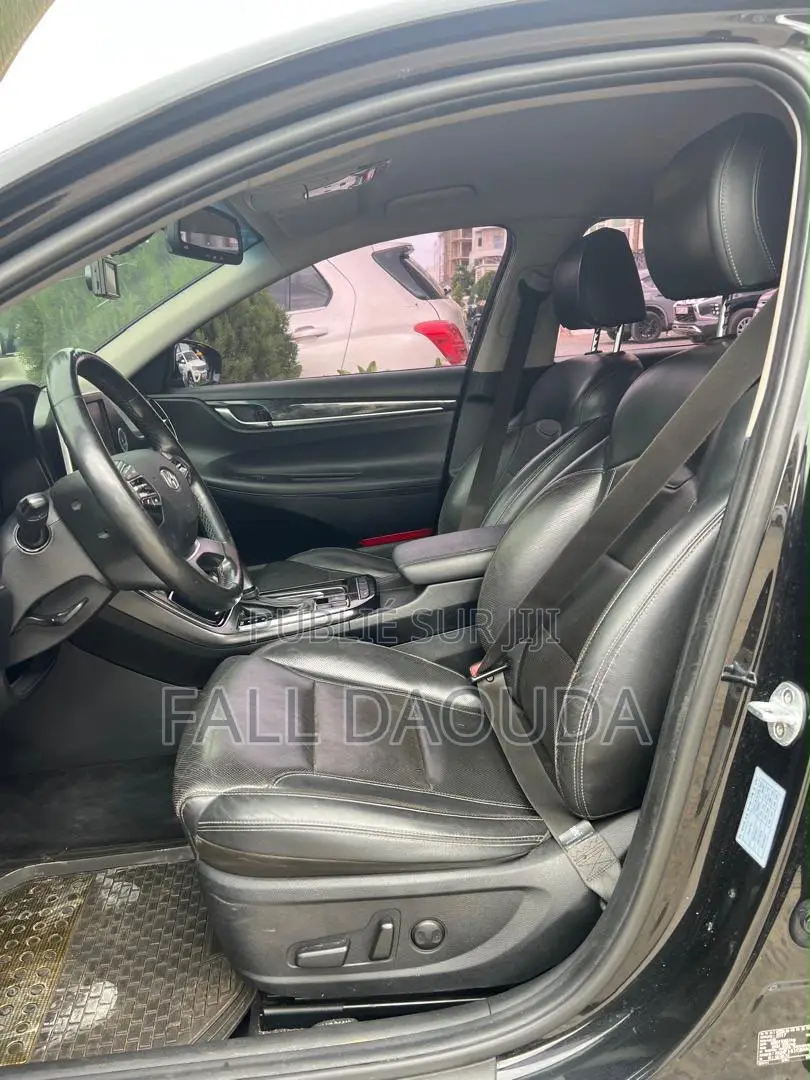 Hyundai Grandeur 2018 Noir