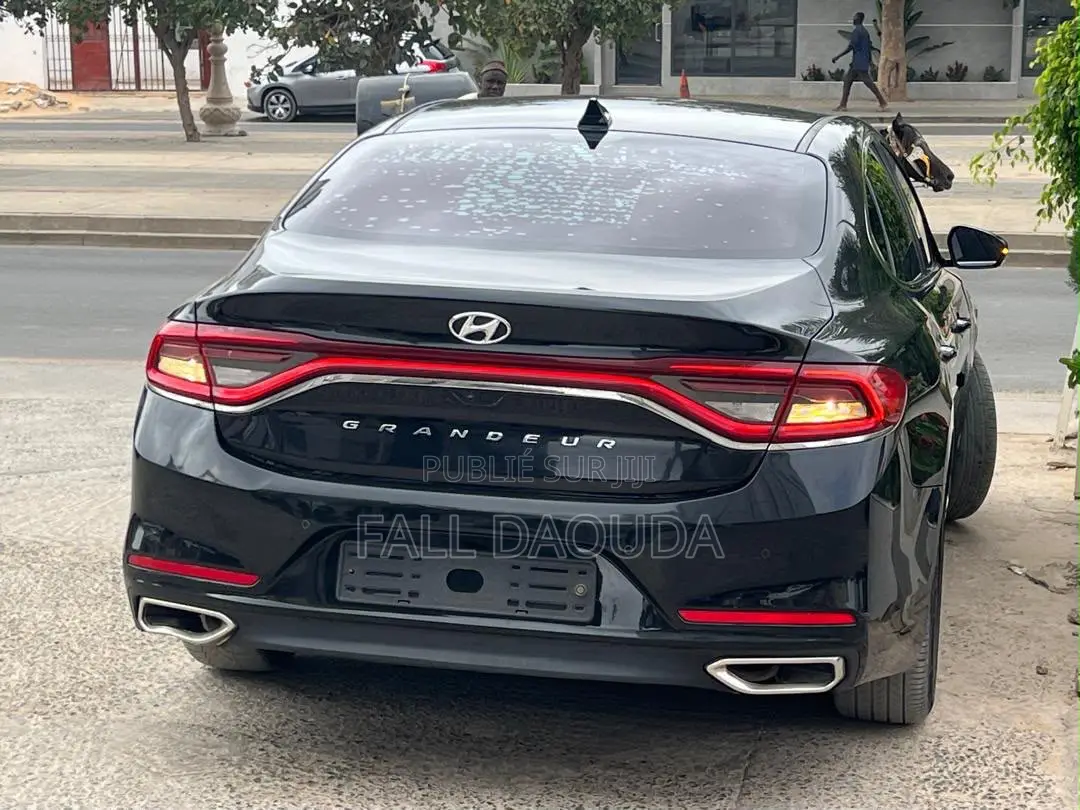 Hyundai Grandeur 2018 Noir