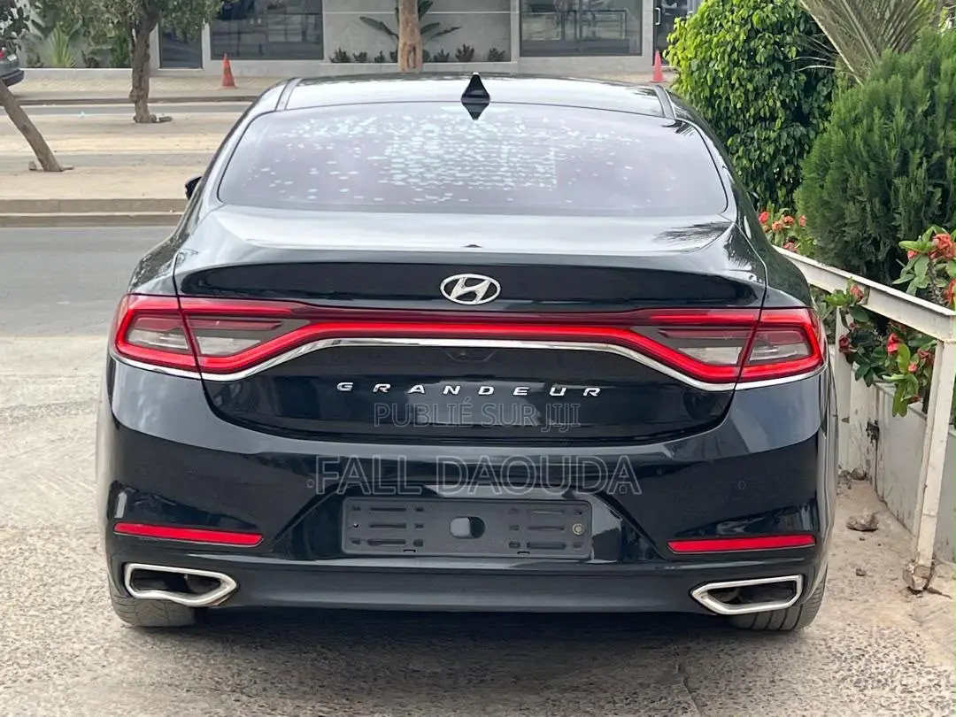 Hyundai Grandeur 2018 Noir