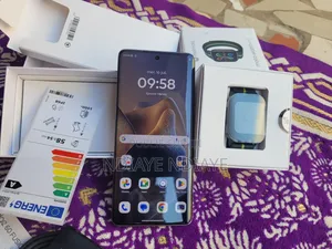 Nouveau Motorola Edge 60 Fusion 256 GB Gris