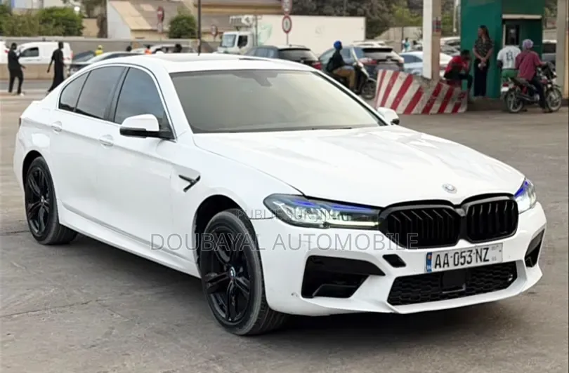 BMW 5 Series 2015 Blanc