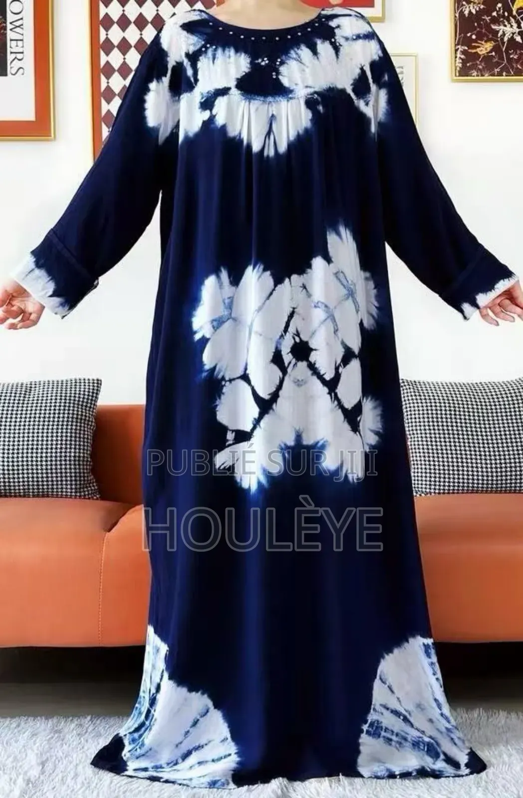 Robe Thiouraye Et Parfum