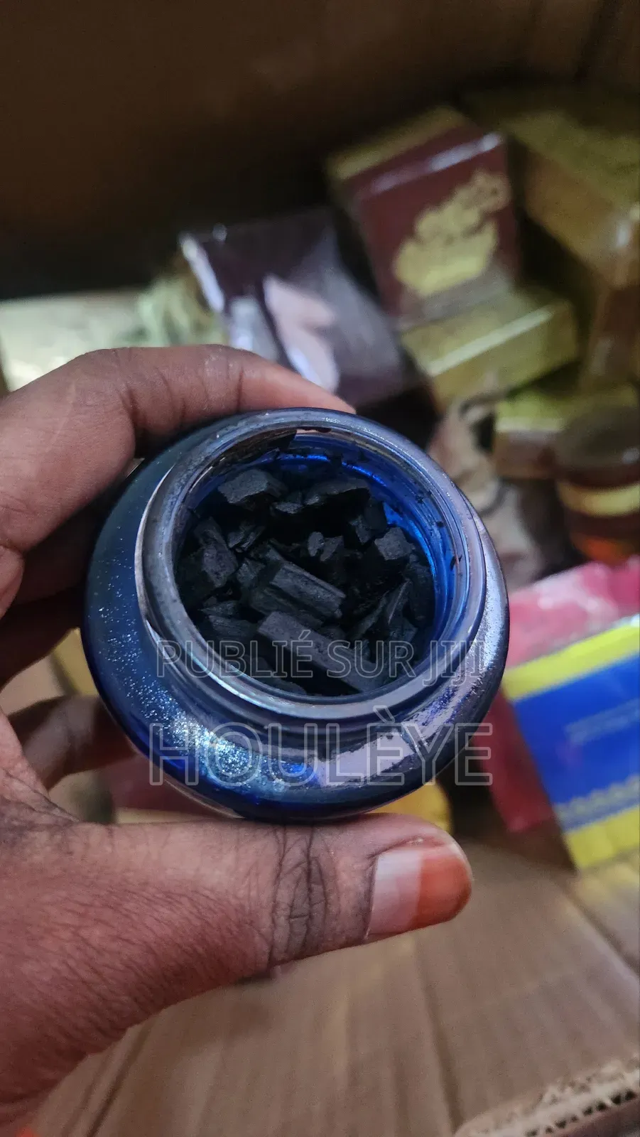 Robe Thiouraye Et Parfum