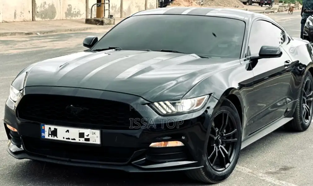 Ford Mustang 2016 Noir