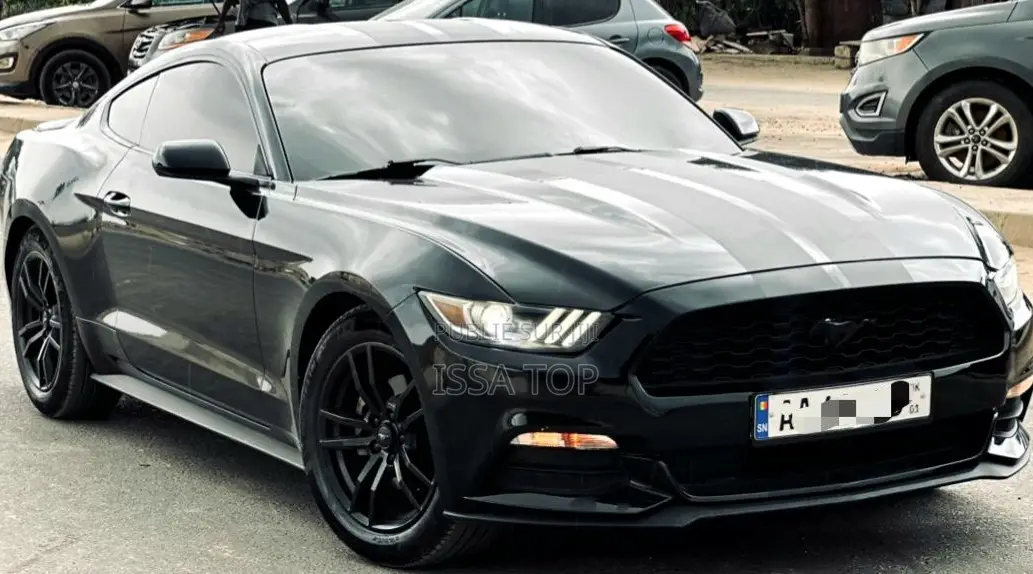 Ford Mustang 2016 Noir