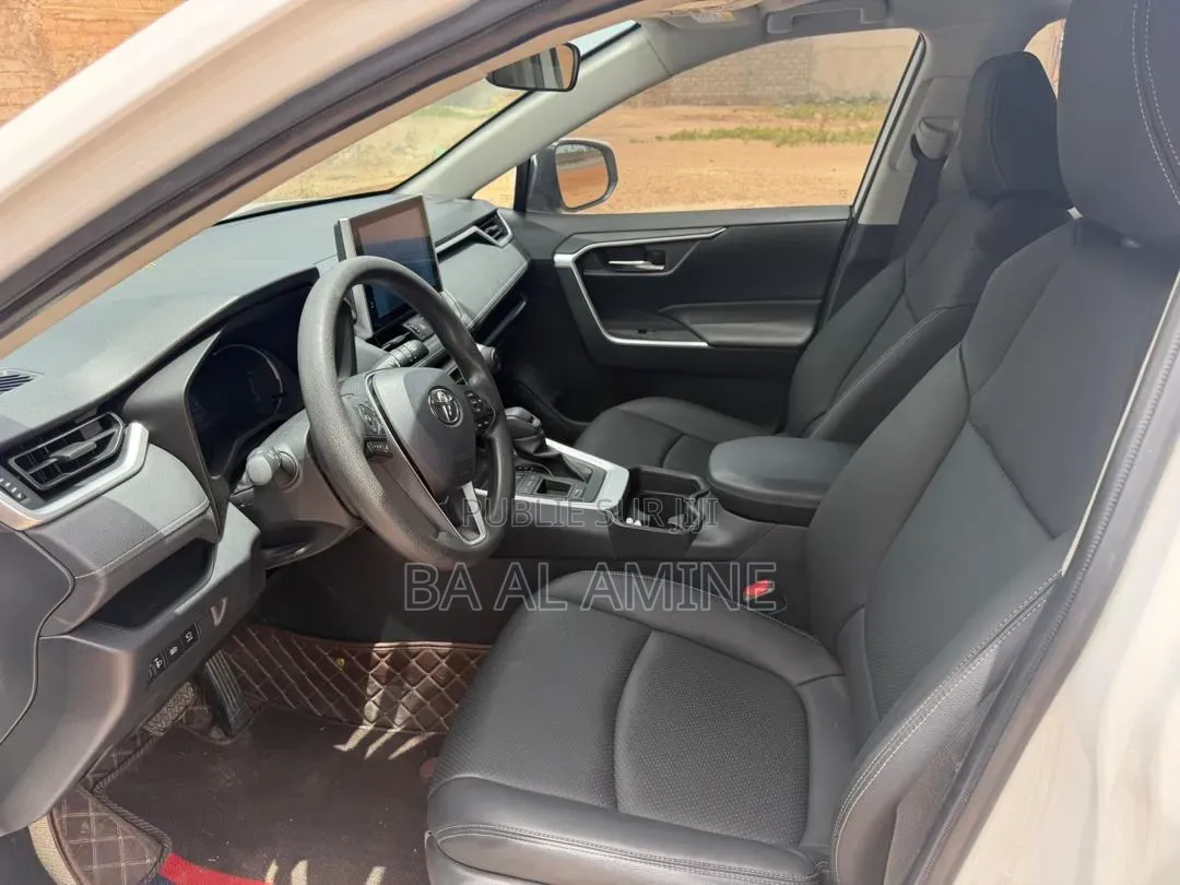 Toyota RAV4 2022 Blanc