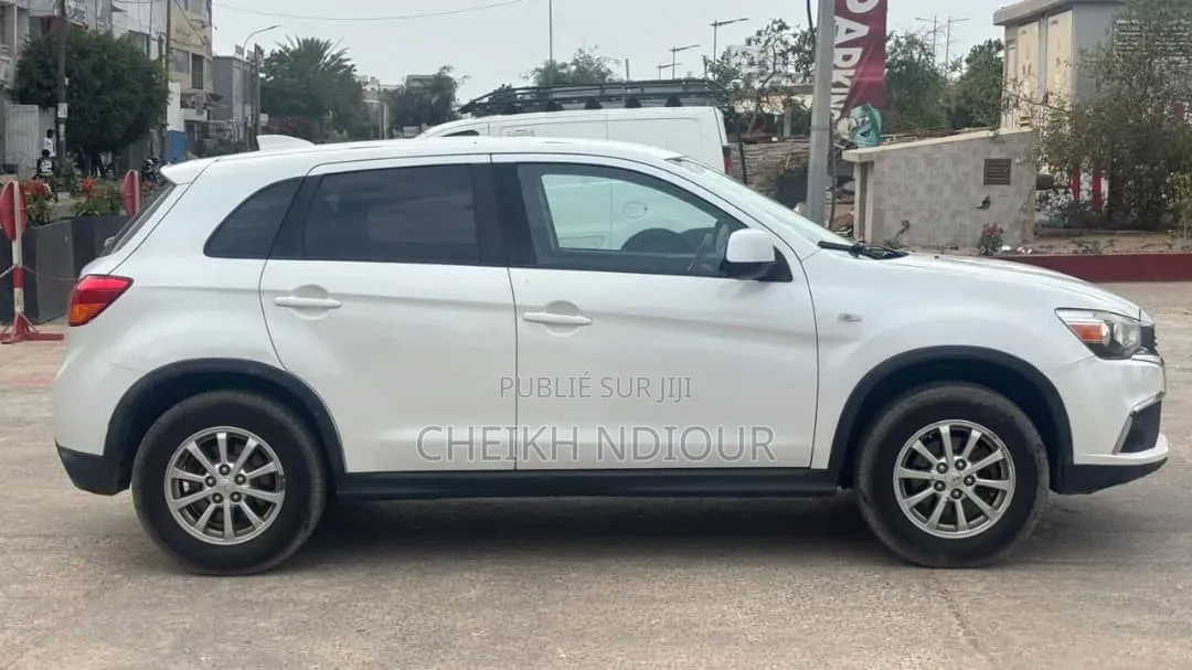 Mitsubishi RVR 2017 Blanc