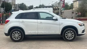 Mitsubishi RVR 2017 Blanc