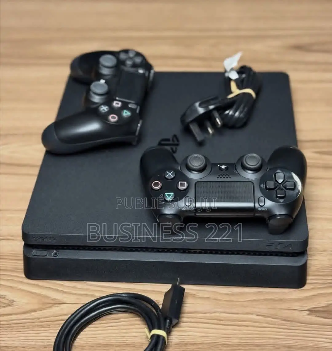 Playstation 4 Slim