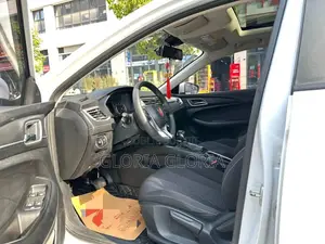 Roewe i5 Luxury 2020 Blanc
