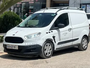 Ford Transit 2018 Blanc