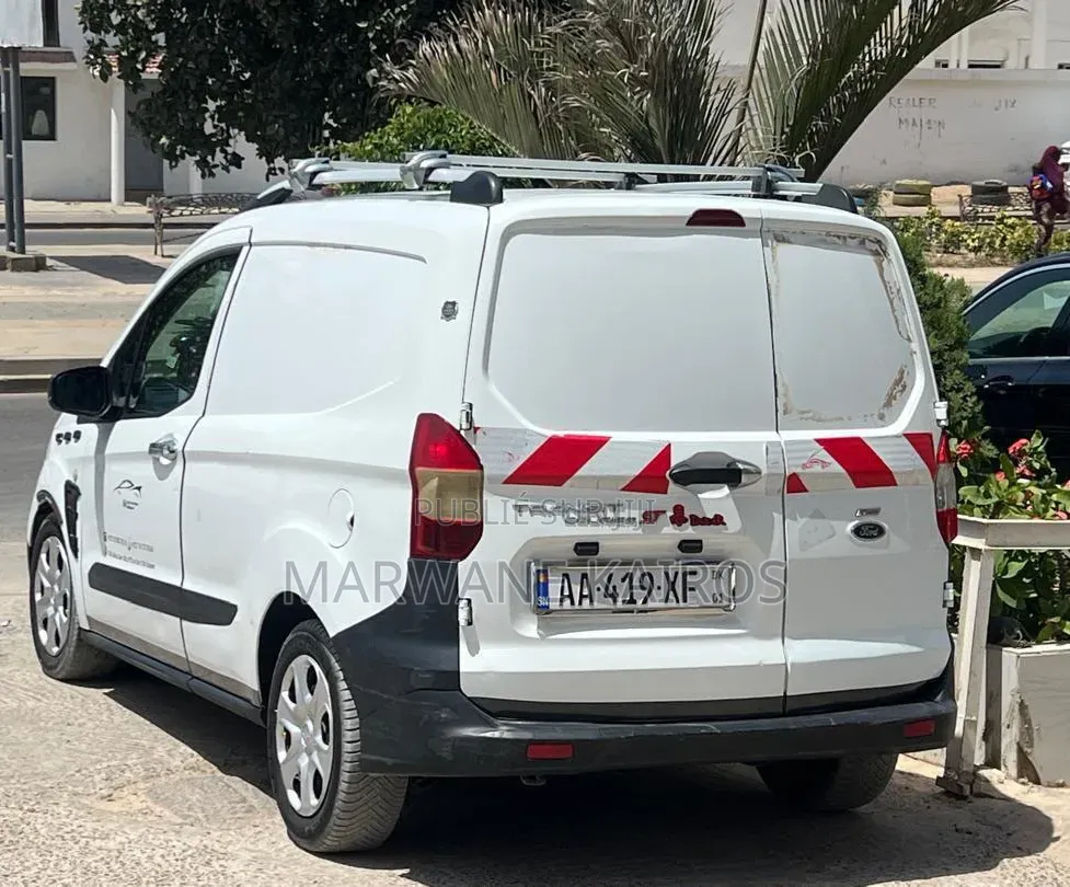 Ford Transit 2018 Blanc